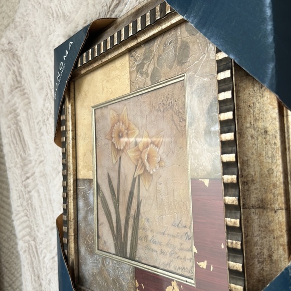 Daffodils wall art in glass frame, New in original packaging - Picture 6 of 16